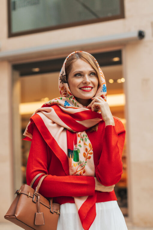 Pirosmani natural wool shawl - Image 8